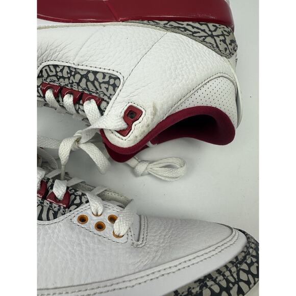 Air Jordan 3 Cardinal Red Men's Size 8.5 *Some Wear And Scuffs* - Picture 14 of 15